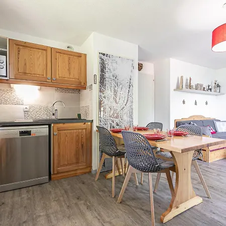 Magnifique T3 Renove 4-6 Pers Avec Terrasse, Pied Des Pistes, Wifi Gratuit, Equipements Complets - Fr-1-265-165