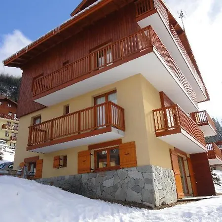 Magnifique T3 Renove 4-6 Pers Avec Terrasse, Pied Des Pistes, Wifi Gratuit, Equipements Complets - Fr-1-265-165 Apartment